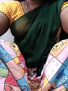 Snapshot of MaaliiiPonuTamil chatting on 12, 9, 2025 MaaliiiPonuTamil online show from 12, 9, 2025