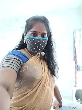 Snapshot of MaaliiiPonuTamil chatting on 21, 9, 2025 MaaliiiPonuTamil online show from 21, 9, 2025