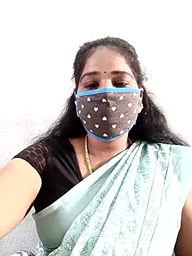 Snapshot of MaaliiiPonuTamil chatting on 29, 9, 2025 MaaliiiPonuTamil online show from 29, 9, 2025