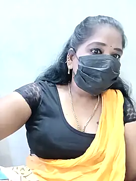 Snapshot of MaaliiiPonuTamil chatting on 17, 10, 2025 MaaliiiPonuTamil online show from 17, 10, 2025