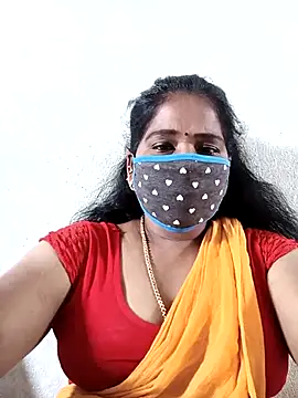 Snapshot of MaaliiiPonuTamil chatting on 20, 10, 2025 MaaliiiPonuTamil online show from 20, 10, 2025