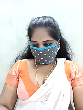 Snapshot of MaaliiiPonuTamil chatting on 21, 10, 2025 MaaliiiPonuTamil online show from 21, 10, 2025