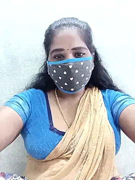 Snapshot of MaaliiiPonuTamil chatting on 22, 10, 2025 MaaliiiPonuTamil online show from 22, 10, 2025