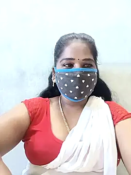 Snapshot of MaaliiiPonuTamil chatting on 26, 10, 2025 MaaliiiPonuTamil online show from 26, 10, 2025