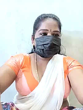 Snapshot of MaaliiiPonuTamil chatting on 1, 11, 2025 MaaliiiPonuTamil online show from 1, 11, 2025