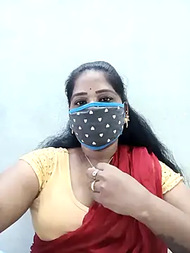 Snapshot of MaaliiiPonuTamil chatting on 21, 11, 2025 MaaliiiPonuTamil online show from 21, 11, 2025