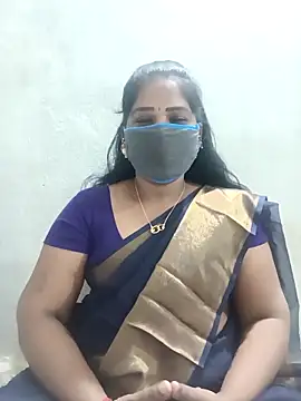 Snapshot of MaaliiiPonuTamil chatting on 1, 12, 2025 MaaliiiPonuTamil online show from 1, 12, 2025