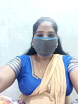 Snapshot of MaaliiiPonuTamil chatting on 3, 12, 2025 MaaliiiPonuTamil online show from 3, 12, 2025