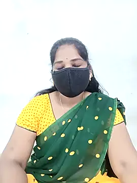 Snapshot of MaaliiiPonuTamil chatting on 21, 12, 2025 MaaliiiPonuTamil online show from 21, 12, 2025