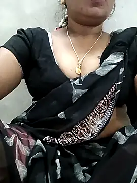 Snapshot of MaaliiiPonuTamil chatting on 31, 1, 2026 MaaliiiPonuTamil online show from 31, 1, 2026