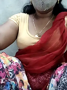 Snapshot of MaaliiiPonuTamil chatting on 11, 2, 2026 MaaliiiPonuTamil online show from 11, 2, 2026