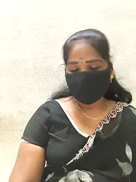 Snapshot of MaaliiiPonuTamil chatting on 17, 2, 2026 MaaliiiPonuTamil online show from 17, 2, 2026