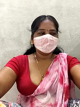 Snapshot of MaaliiiPonuTamil chatting on 13, 3, 2026 MaaliiiPonuTamil online show from 13, 3, 2026