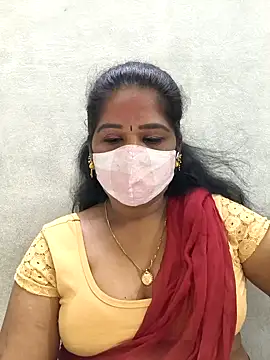 Snapshot of MaaliiiPonuTamil chatting on 18, 3, 2026 MaaliiiPonuTamil online show from 18, 3, 2026