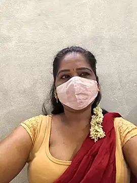 Snapshot of MaaliiiPonuTamil chatting on 28, 3, 2026 MaaliiiPonuTamil online show from 28, 3, 2026