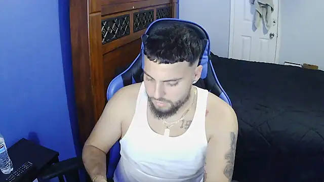 Snapshot of MasterKvn chatting on 25, 2, 2025 MasterKvn online show from 25, 2, 2025