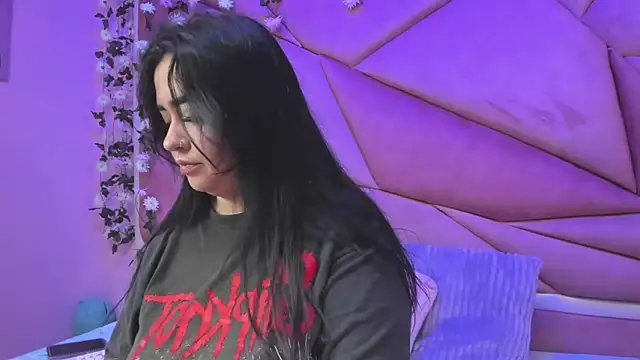 Victoria Rossy online show from 9, 11, 2025