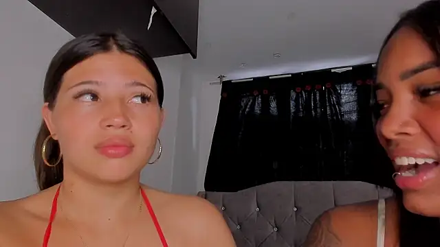 Snapshot of game_with_lesbians_ chatting on 25, 1, 2025 game with lesbians online show from 25, 1, 2025