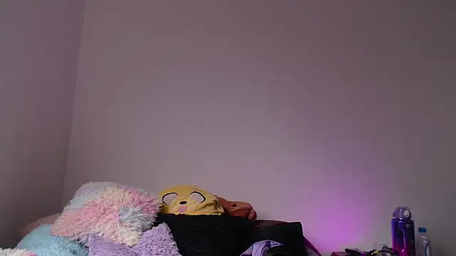 iam emy online show from 30, 1, 2025