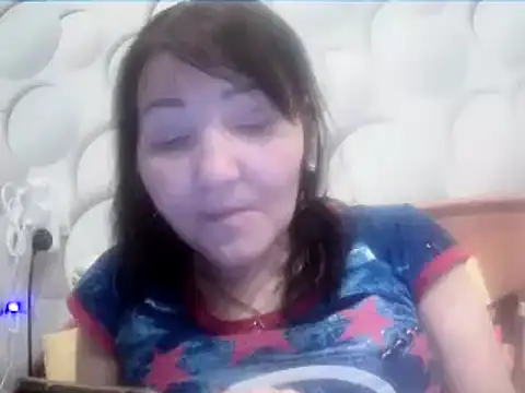 ClaireSunset online show from 2, 3, 2026