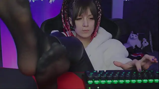 Snapshot of Kathleen_Meow chatting on 6, 1, 2025 Kathleen Meow online show from 6, 1, 2025