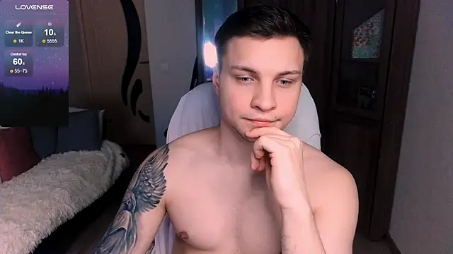 handsome guy01 online show from 27, 1, 2025