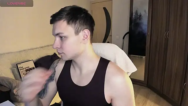 handsome guy01 online show from 8, 10, 2025