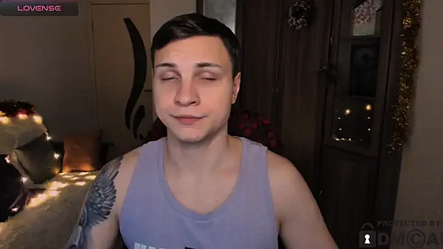 handsome guy01 online show from 1, 12, 2025