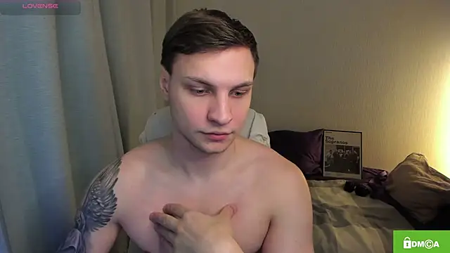 handsome guy01 online show from 7, 4, 2026