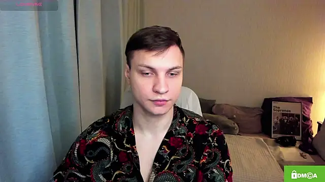 handsome guy01 online show from 16, 5, 2026
