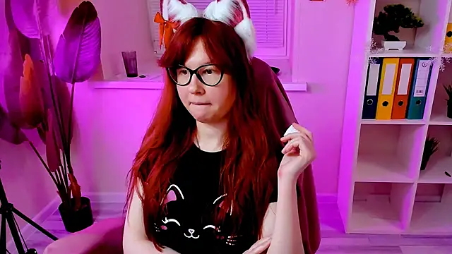 CarolGiggly online show from 13, 12, 2025