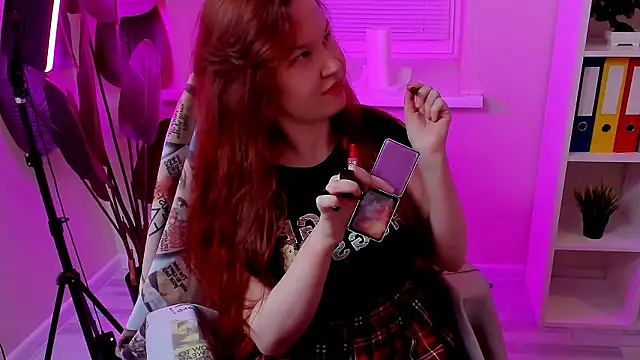 Snapshot of CarolGiggly chatting on 25, 2, 2026 CarolGiggly online show from 25, 2, 2026