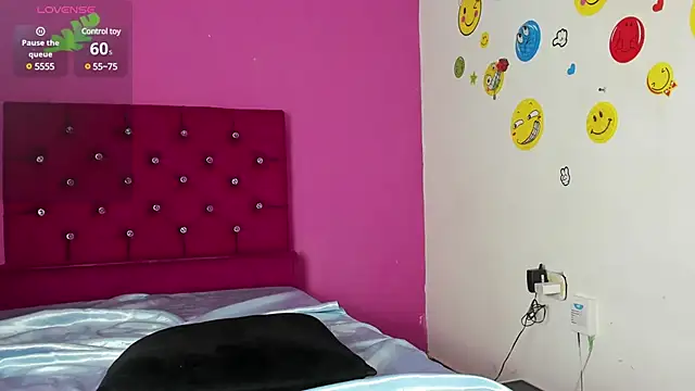 Snapshot of tiffany_Bitch chatting on 31, 1, 2025 tiffany Bitch online show from 31, 1, 2025