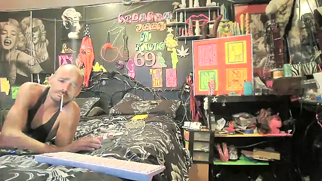 kjs daddy123 online show from 8, 6, 2026