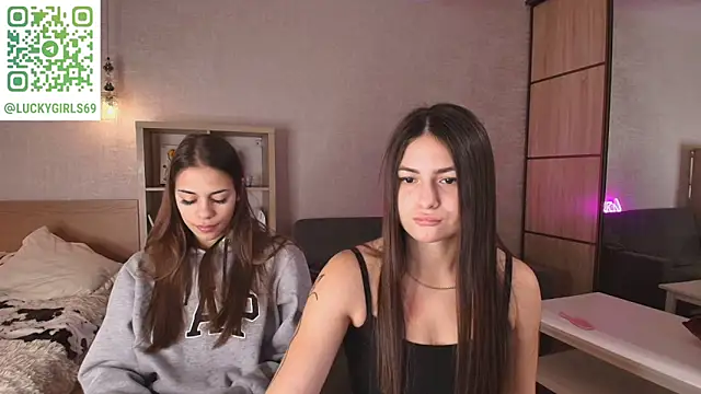 ShySonya online show from 29, 9, 2025