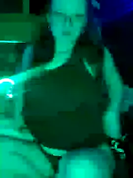 Snapshot of angel_star420864 chatting on 24, 2, 2025 angel star420864 online show from 24, 2, 2025