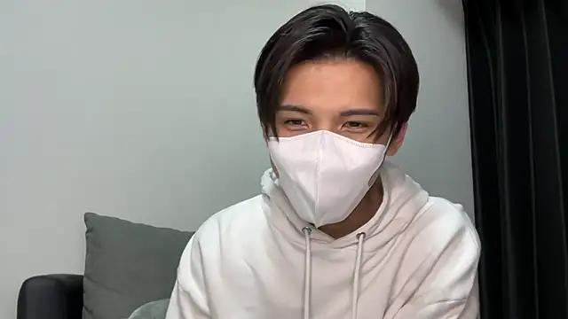 Snapshot of Lio_kun chatting on 7, 12, 2024 Lio kun online show from 7, 12, 2024