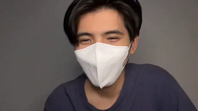 Snapshot of Lio_kun chatting on 8, 11, 2025 Lio kun online show from 8, 11, 2025