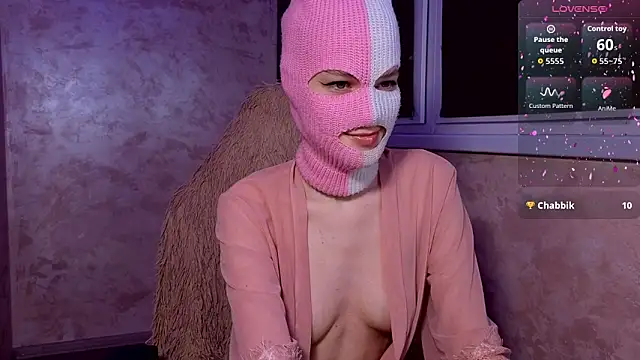 Domiiiniiicana online show from 1, 4, 2026