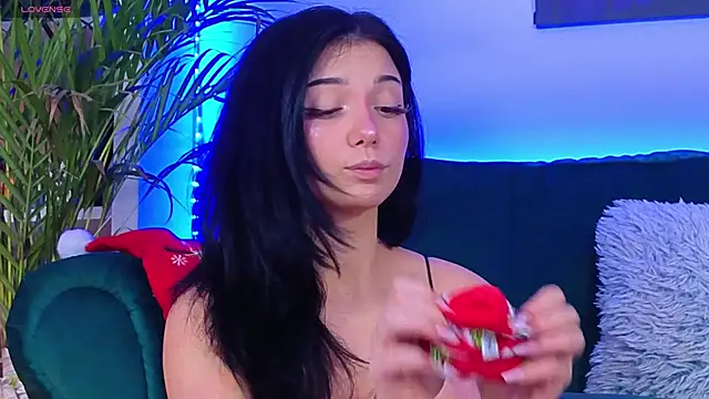 AveryWillow online show from 1, 12, 2025