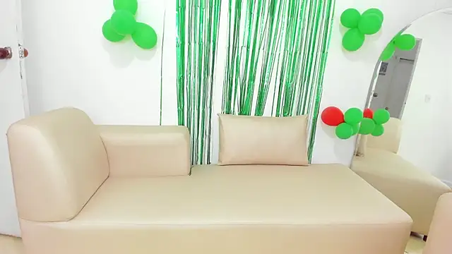 Snapshot of naomiii__ chatting on 19, 3, 2025 naomiii online show from 19, 3, 2025