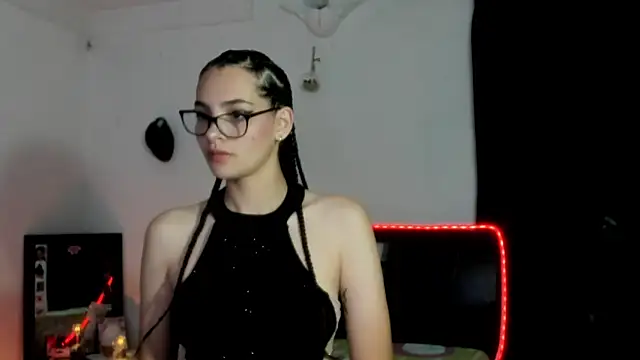 abigail monore  online show from 17, 11, 2025