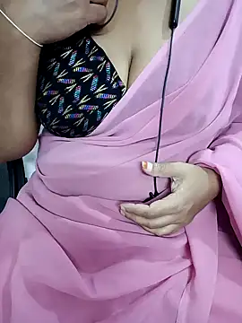 Snapshot of Yours_Radika chatting on 7, 2, 2025 Yours Radika online show from 7, 2, 2025