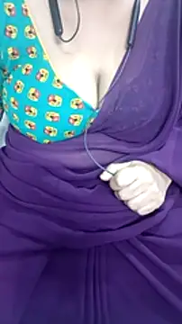 Snapshot of Yours_Radika chatting on 9, 2, 2025 Yours Radika online show from 9, 2, 2025