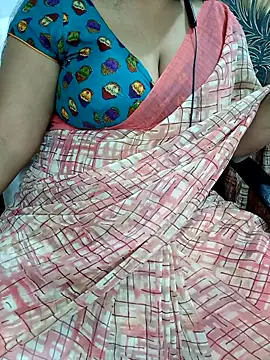 Snapshot of Yours_Radika chatting on 11, 3, 2025 Yours Radika online show from 11, 3, 2025