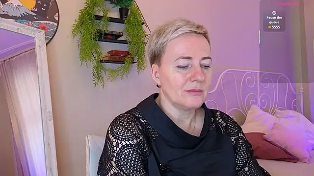 Nika Smit online show from 13, 3, 2026