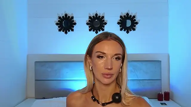 Megan Kira online show from 7, 8, 2026