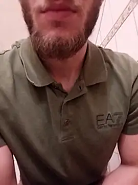 Snapshot of hoot_denis28 chatting on 12, 1, 2025 hoot denis28 online show from 12, 1, 2025