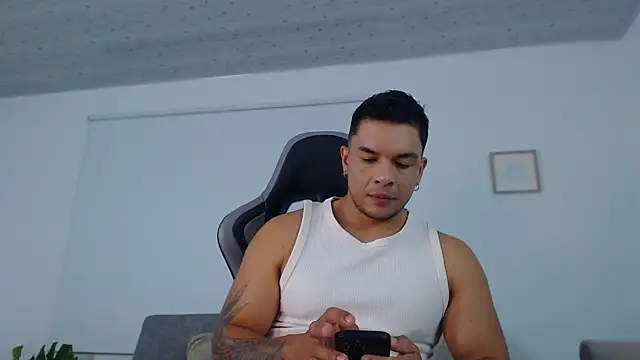 estebandelouis online show from 11, 7, 2026