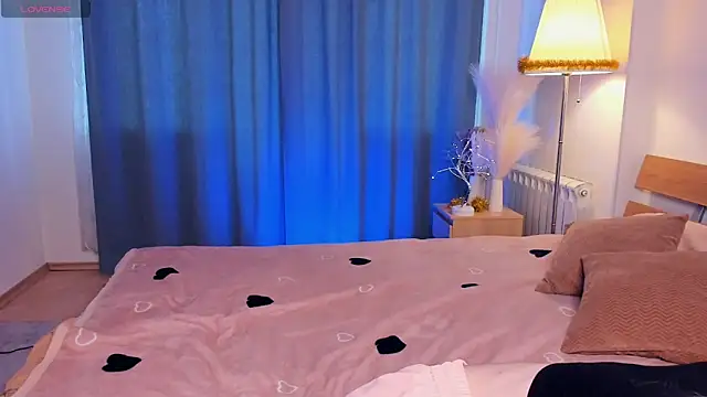 Snapshot of VickieVici chatting on 7, 12, 2024 VickieVici online show from 7, 12, 2024